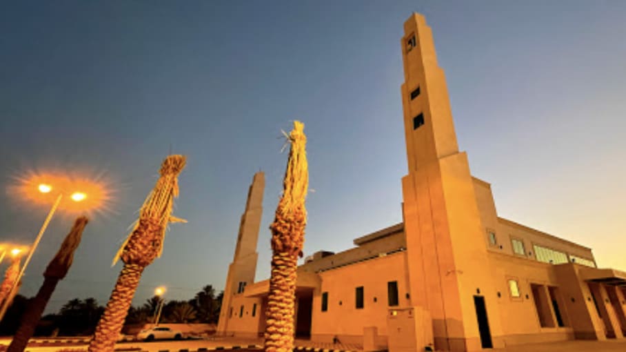 أحد المساجد المعروفة في حوطة سدير